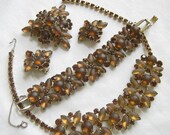 ON SALE Vintage JULIANA Verified D&E Frosted Rootbeer Amber Glass and Rhinestones Necklace, Bracelet, Brooch and Earrings Grand Parure Set
