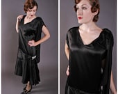 Vintage 1920s Dress - Black Silk Charmuese Drop Waist Flapper Evening Dress Size XL
