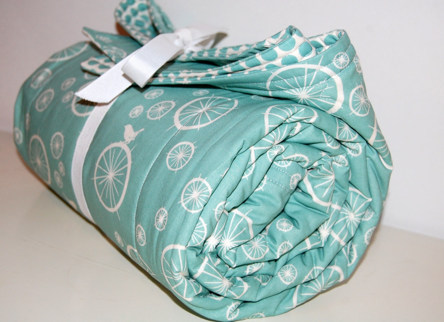 ORGANIC modern baby quilt-  aqua birdies and dots- ready to ship