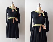 1940s dress / vintage 40s dress / Catherinette wool dress