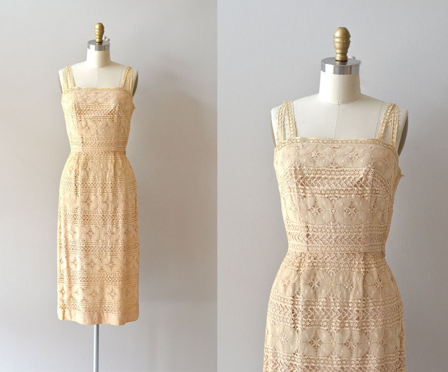 vintage 1950s dress / cream lace 50s dress / Linger Awhile