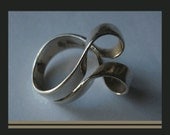 Loop-de-loop--Sculptural Modernist Sterling Silver Ribbon Ring,Vintage Jewelry,Women,Free US shipping