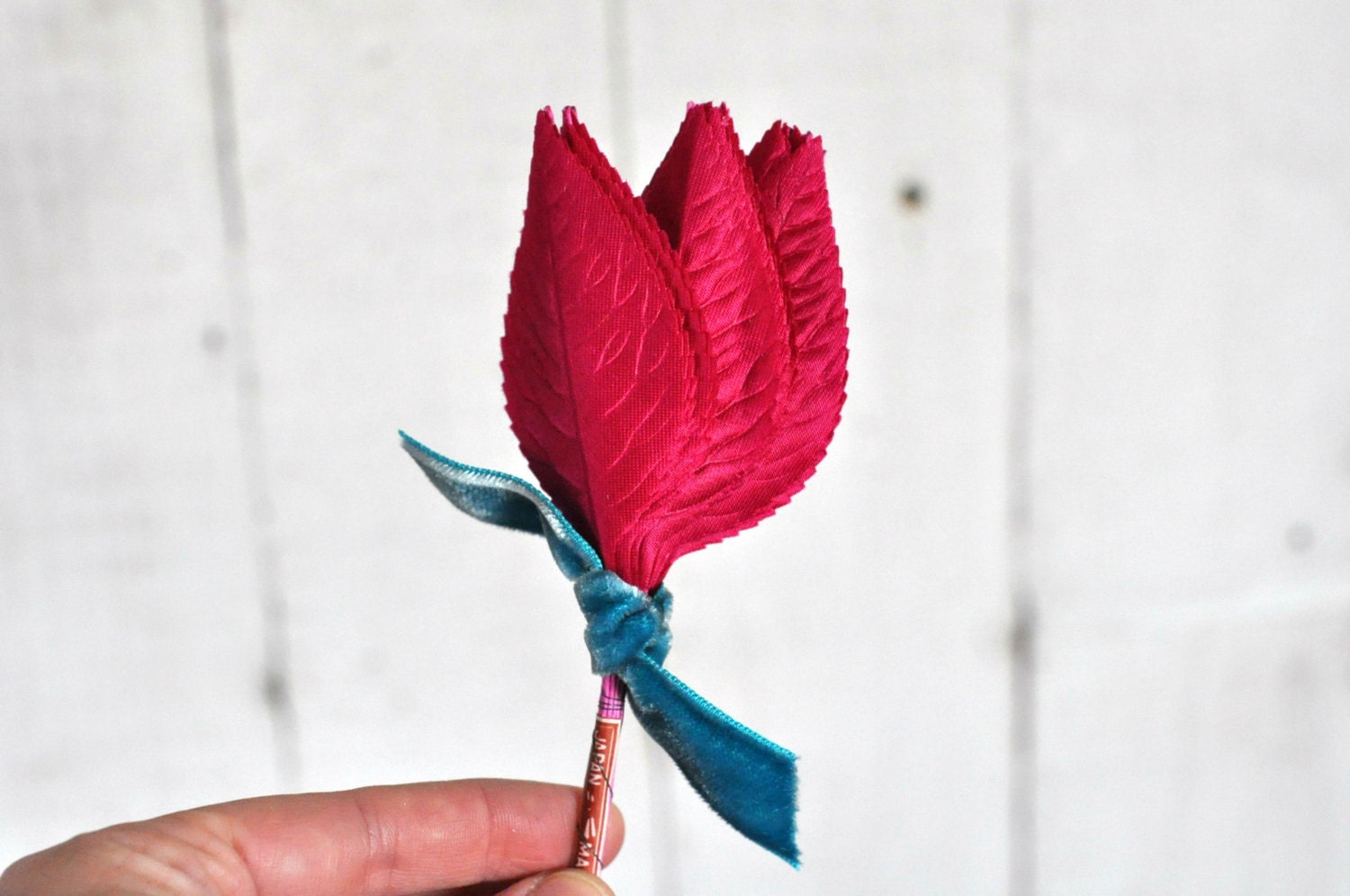 Vintage Fuchsia Millinery Leaves - Bundle of 2 Dozen