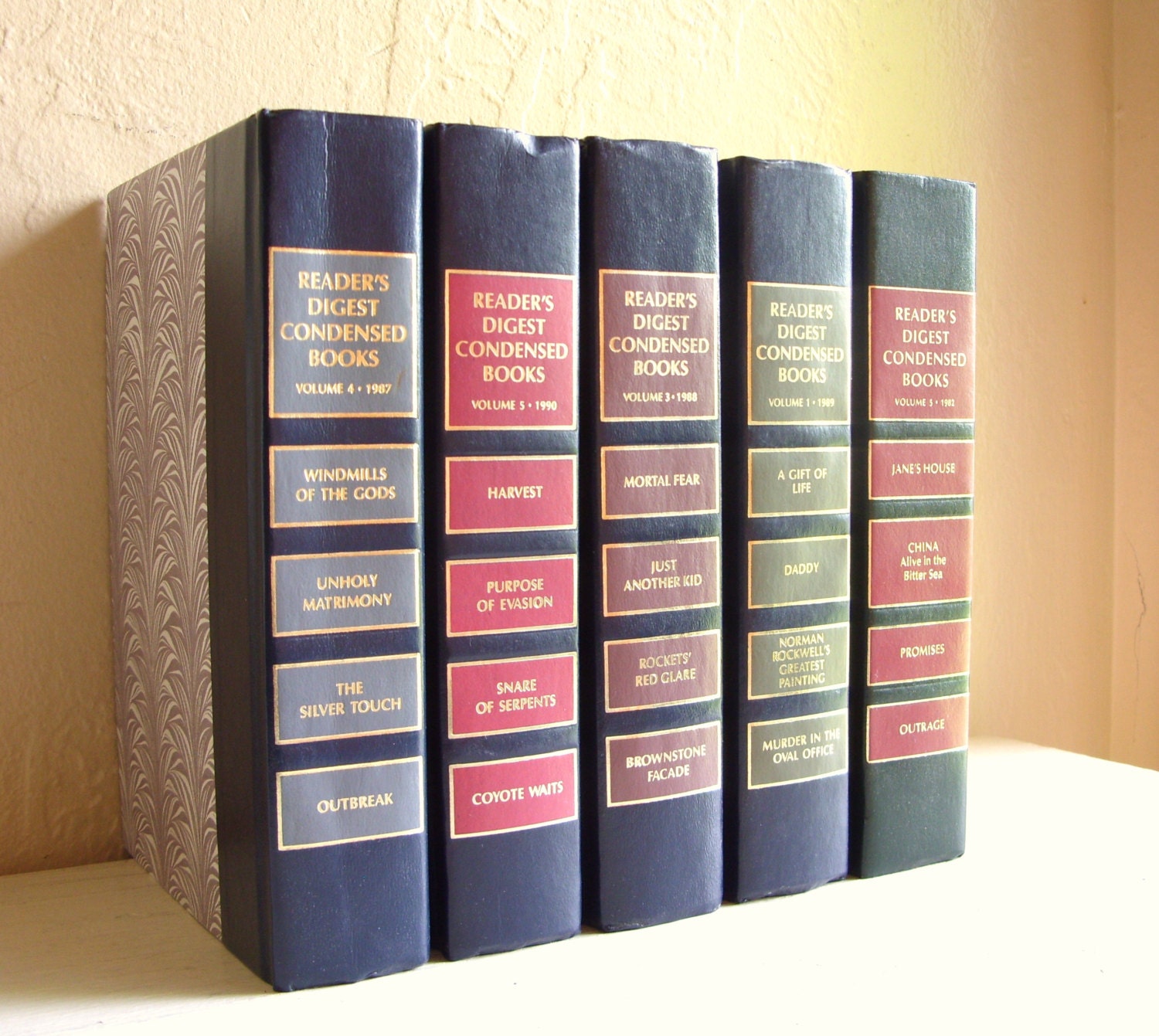 Set of 5 Vintage Classic Reader's Digest Books Home Decor Navy Blue Pink Gray Purple