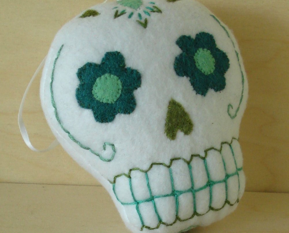 Sugar Skull plush ornament, white green