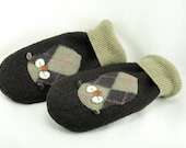 Mittens Wool Sweater Mittens Felted Wool Dark Brown Beige and Pink Owl Applique Fleece Lining Leather Palm Eco Friendly Upcycled Size M-M/L