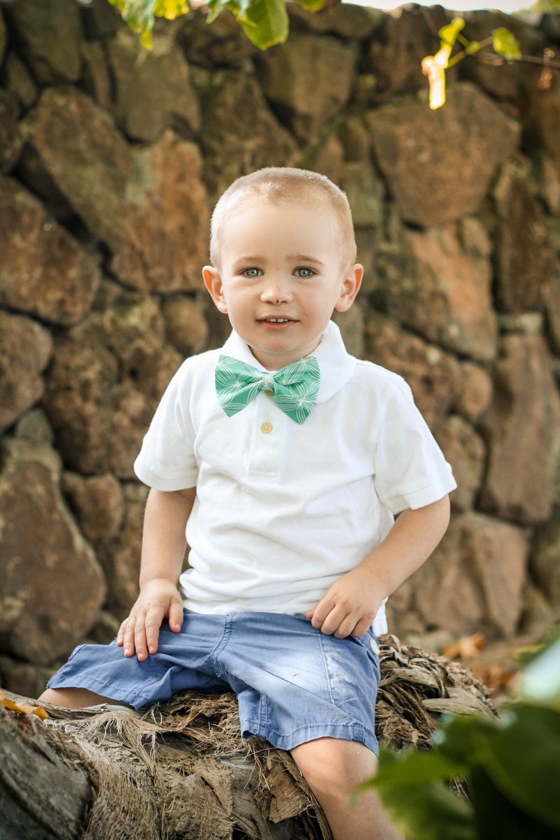 Boy BOW tie/  child size bow tie