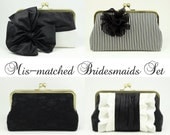 Personalized Bridesmaid Gift / Bridesmaid Clutches / Set of Clutches (4 Custom Bridesmaids Clutches : Various Designs)