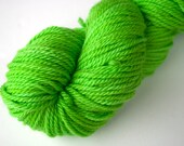 Merino Aran "OMG NEON GREEN" Semi Solid
