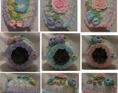 Design your ownCrystal Embossed  Panoramic Sugar Egg with miniature sugar egg You choose the scene