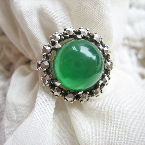 Antique green gemstone ring, French, 1930s