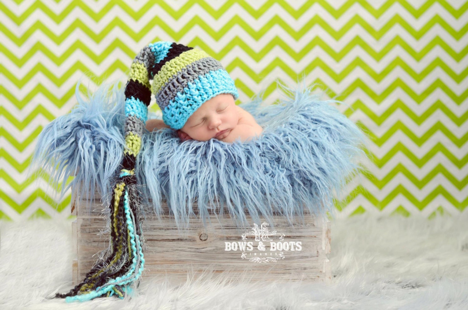 Ice Blue Water Artificial Faux Fur Photography Prop Blanket Basket Stuffer - Newborn Baby Boy Prop, Newborn Props, Fur, Props 20 x 33.5