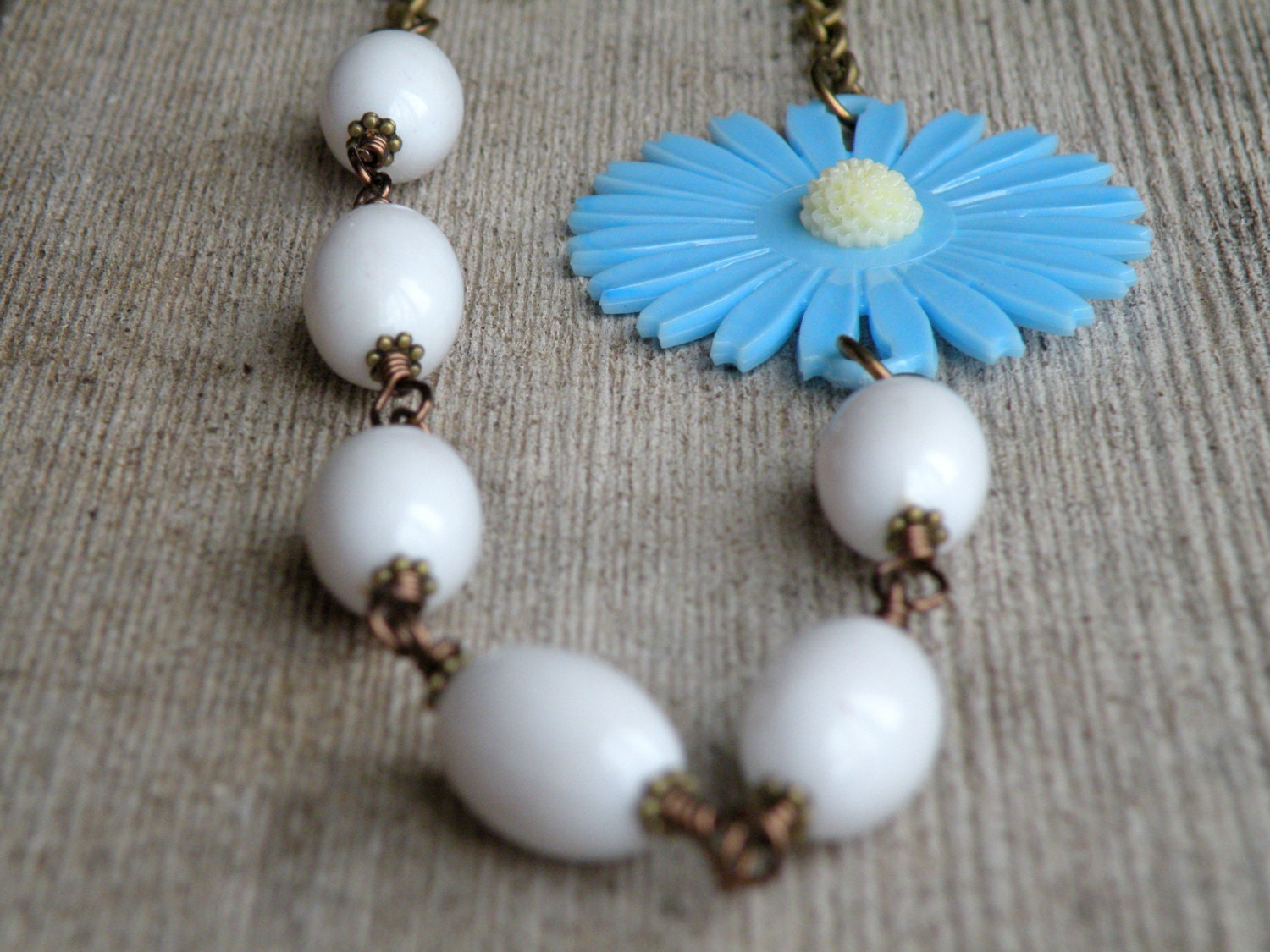 Vintage Daisy Necklace, Daisy, Flower Necklace, Vintage Flower, Floral, Springtime