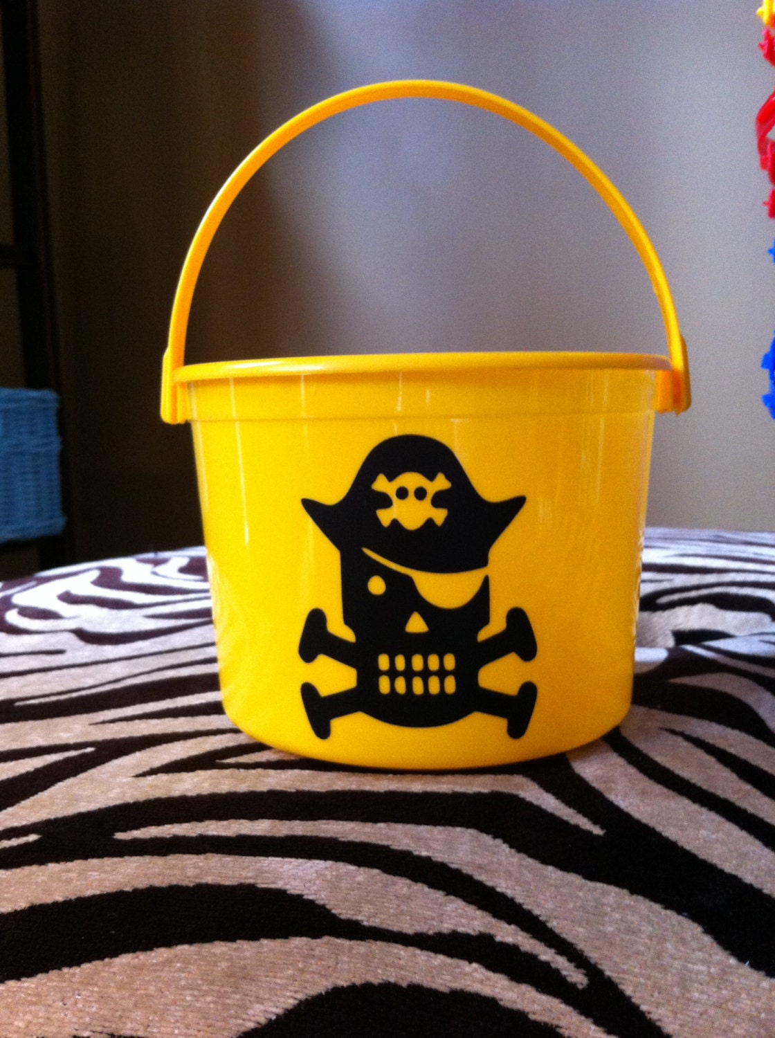 Jake and the Neverland Pirates Themed Children's Party Favor Buckets/ Treat Bag with Your Choice of Logo, Style 3