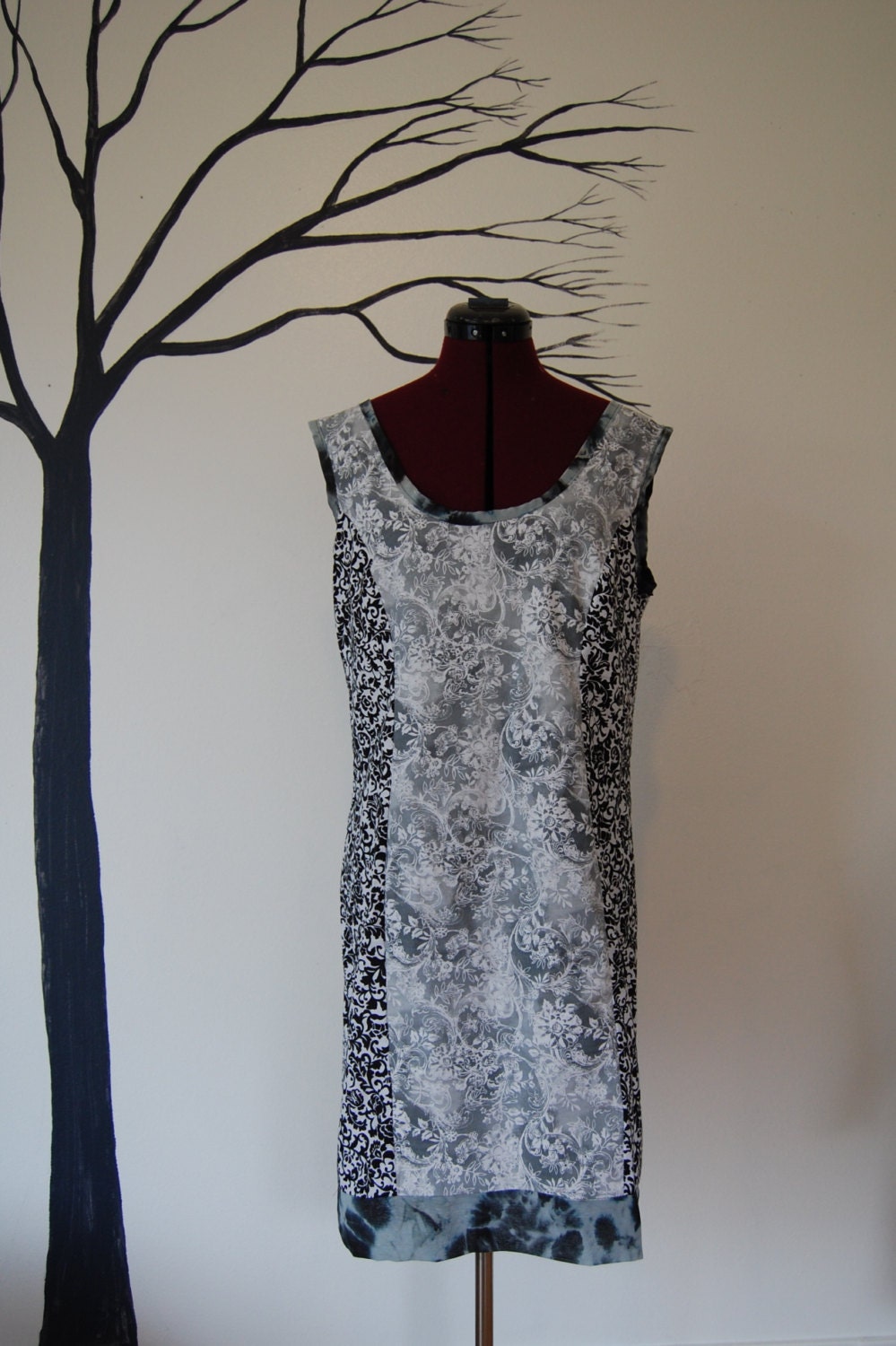 Summer spring dress soft and comfy size large with marble trim