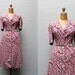 vintage 1970s does 1940s dress. floral print.