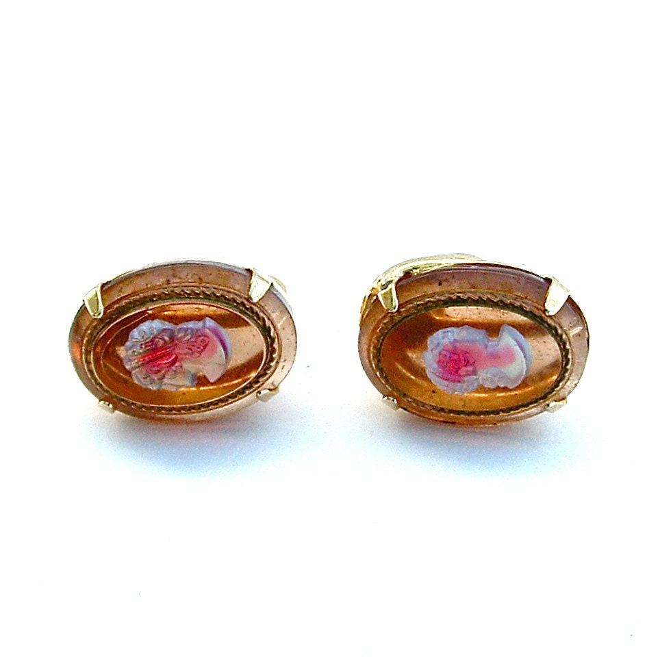 Vintage Cameo Clip Earrings Lucite Costume Jewelry, FREE US SHIPPING