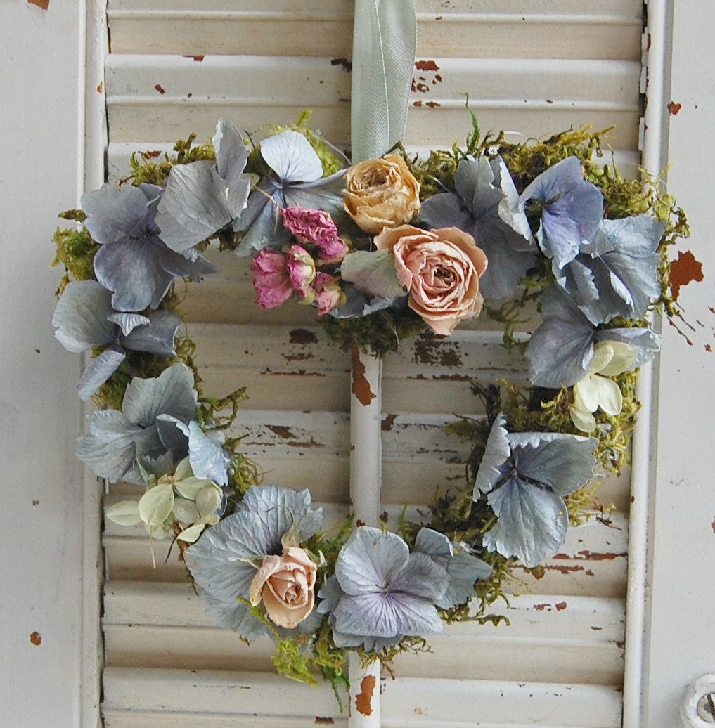 Dried Flower Heart Wreath Cottage Decor with Hydrangea Roses  and Moss 7" x 8"