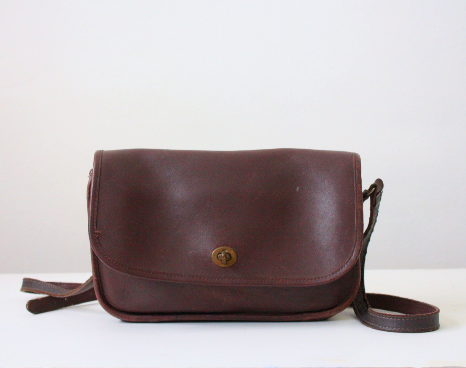 vintage leather messenger bag