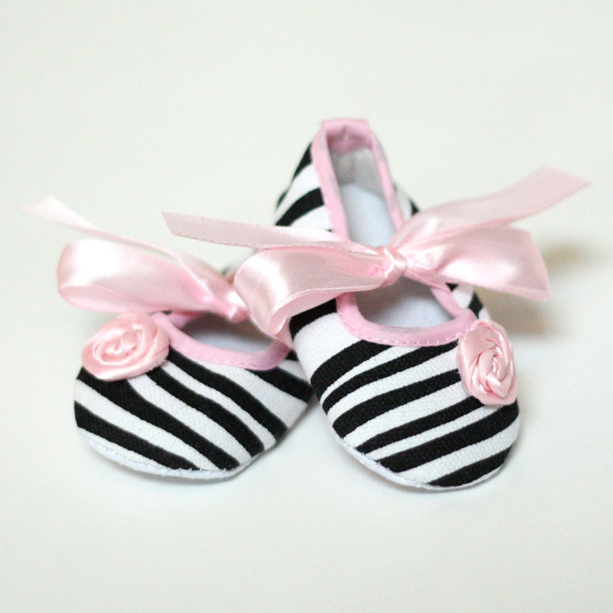 Black White Pink Zebra Baby Shoes Crib shoes
