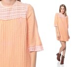 Hippie Mini Dress 70s Boho Lace Bib Festival PINTUCK 1970s Tunic Peach Bohemian Bell Sleeve Tent Vintage Pastel Dress Medium