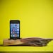 woodtec iPhone 4s / iPod charging stand
