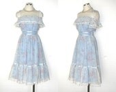 Vintage 70s Pastel Blue Dress / Peasant Prairie Dress / 1970s Dress / Garden Party Cotton Batiste Organdy Voile Floral Dress / Size XS
