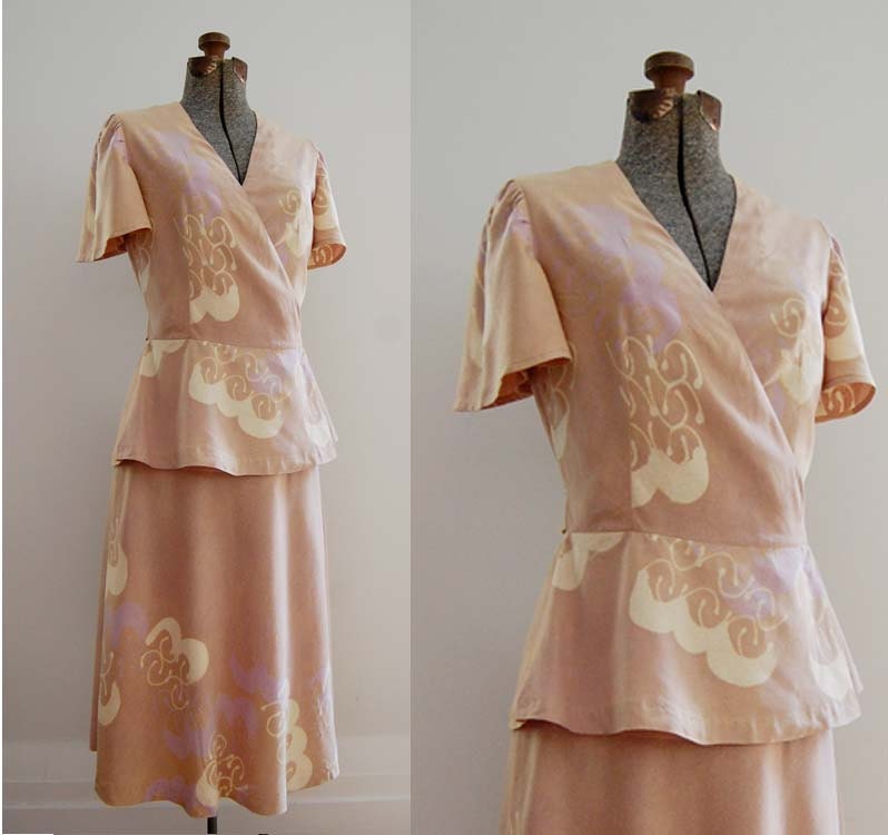 V I  N T A G E PetalPink Raw Silk Batik Ensemble. Seventies Clothing Art.