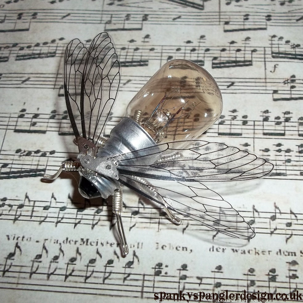 Steampunk brooch - Small Calliphora Brooch - OOAK Unique Steampunk Steam Punk Clockwork Jewellery
