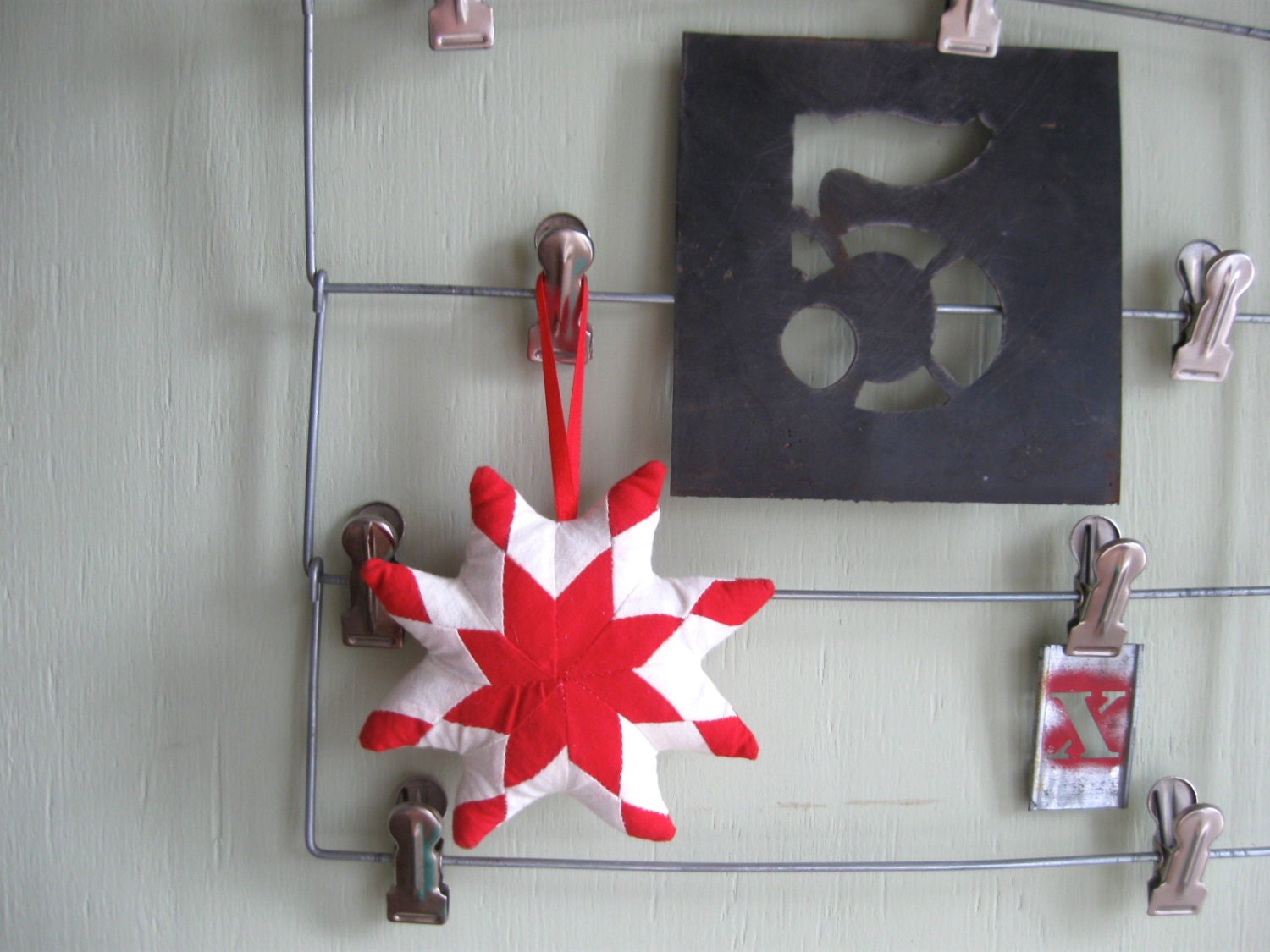vintage skirt hanger, repurposed pants hanger, organizer, seasonal inspiration board, storage, wall display,