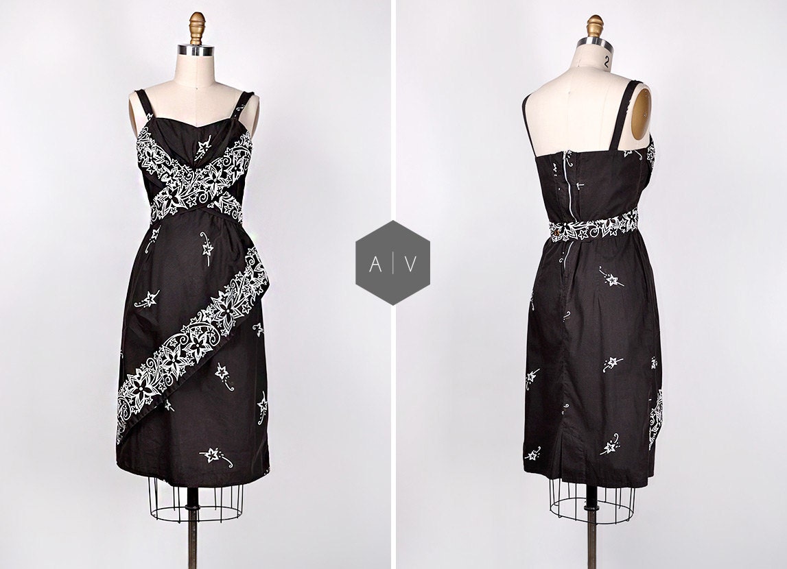 vintage 1950s dress / vintage 50s dress / bombshell 50s dress / black 50s dress