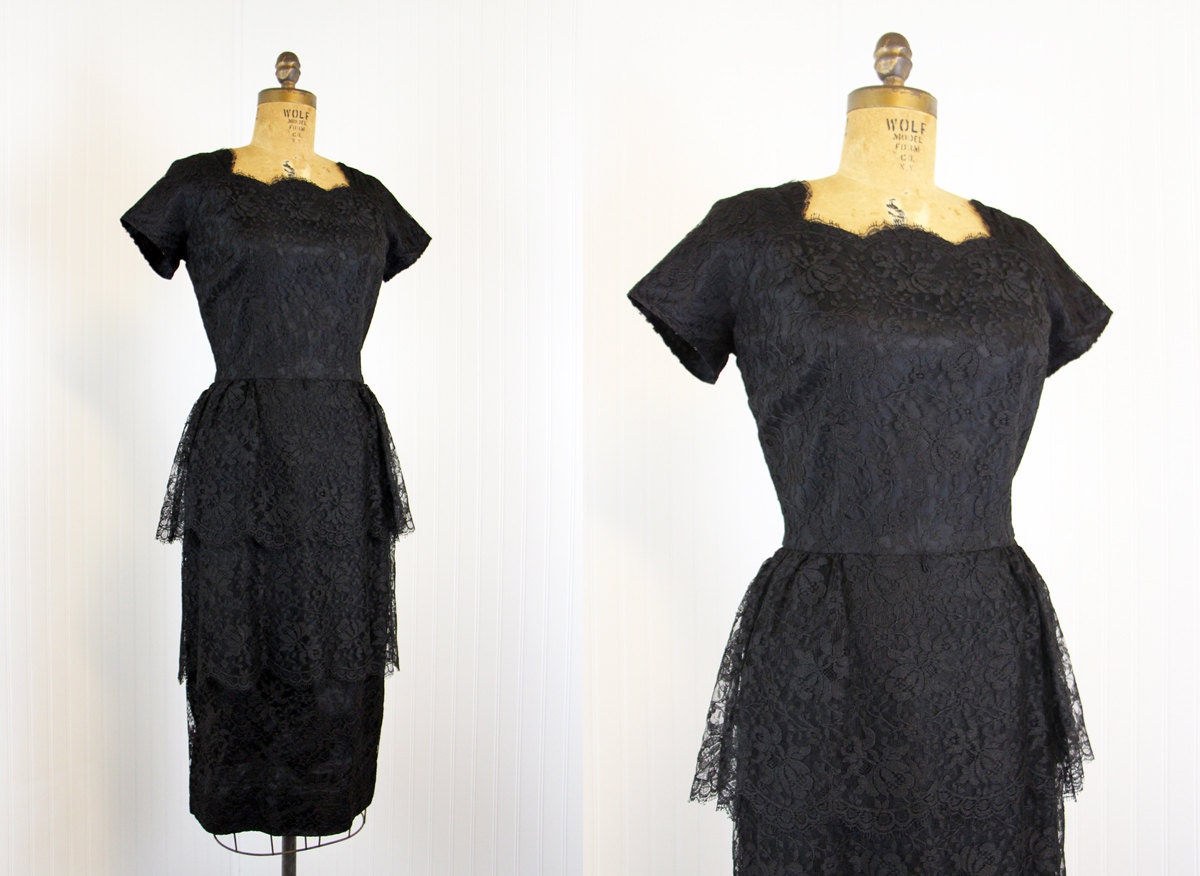 1950s Dress - Vintage 50s Dress - Designer Black Chantilly Lace Cocktail Party Bombshell M - A Kiss at Midnight
