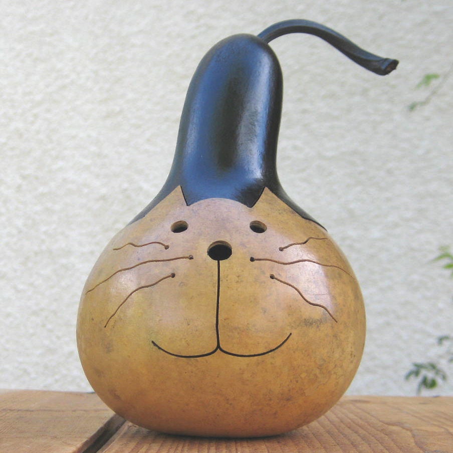 Kitty Cat Gourd Natural Hand Carved Centerpiece Decoration (with removable lid)