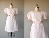 60s party dress / 1960s lace dress / cocktail dress / shift dress / 60s dress - size small , medium