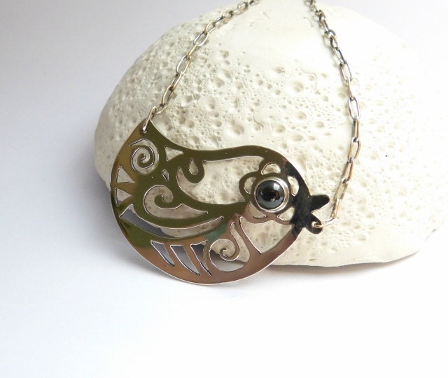Bird, green saphire silver metalwork necklace, OOAK jewelry