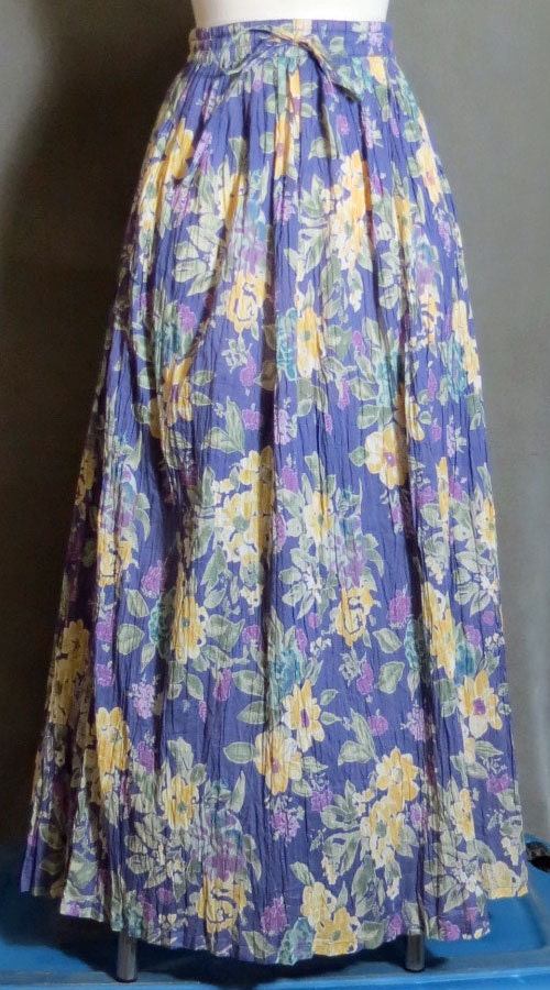 1980's Broomstick Peasant Maxi Skirt Soft Floral Size Large