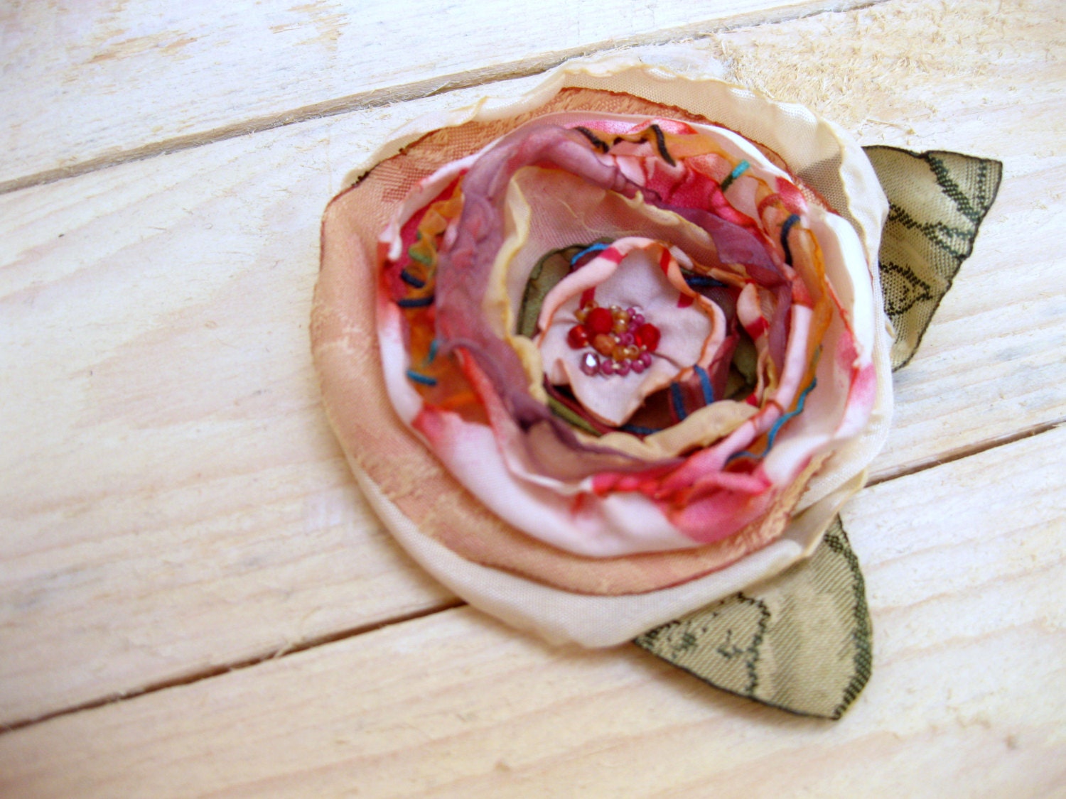 Romantic Spring Rose --- Handmade Flower Brooch --- Fabric Jewlery --- TAGT team --- Romantic Gift for her