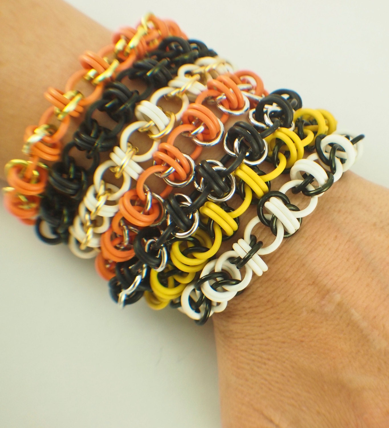 Premium XL Twist of Fate Stretch Chainmaille Bracelet Kit - Rubber and Aluminum