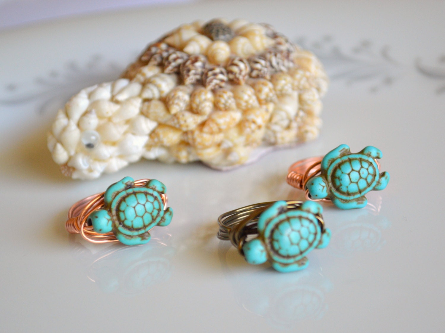 Wire wrapped turquoise howlite turtle ring, unisex ring, unisex jewelry