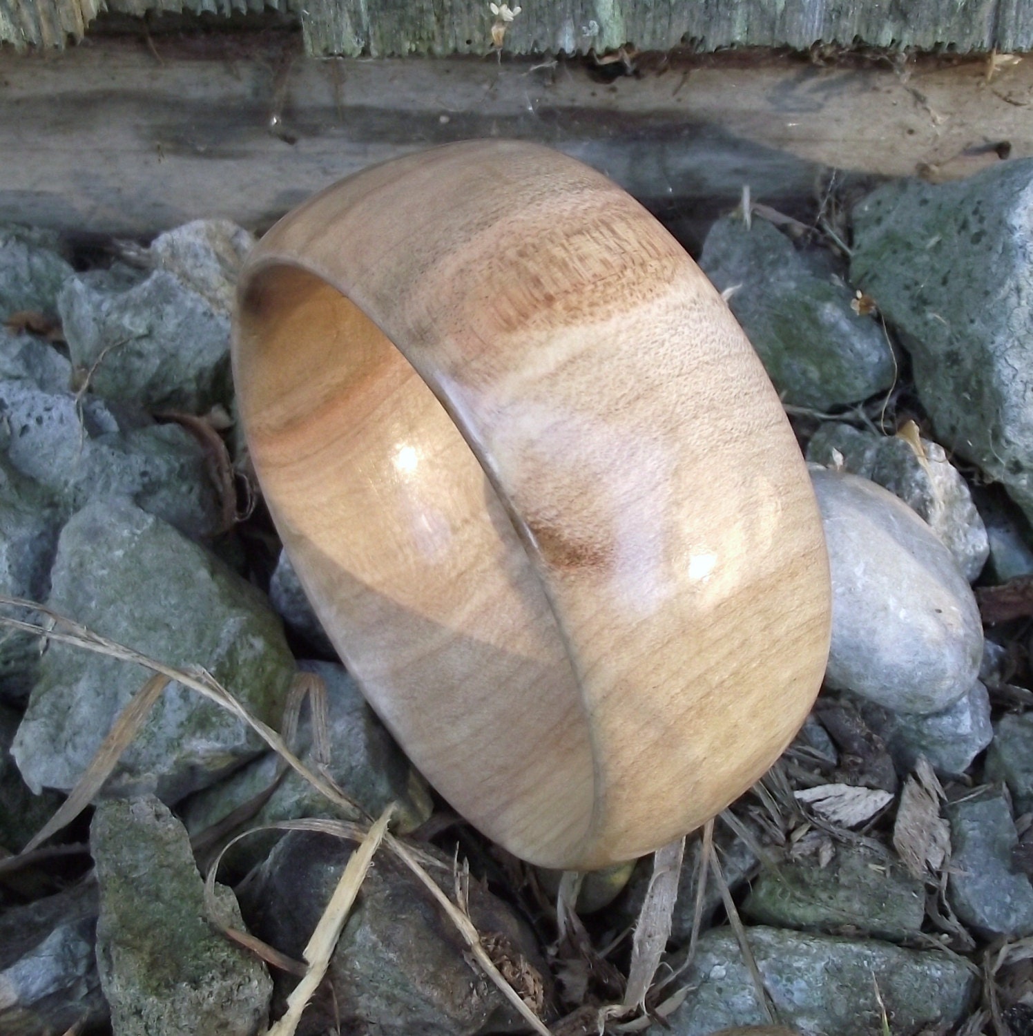 Maple Wood Wooden Bangle Bracelet - Eco-friendly Maple Wood Bangle Bracelet (Size S/M) - Natural Wood Jewelry Gift Idea