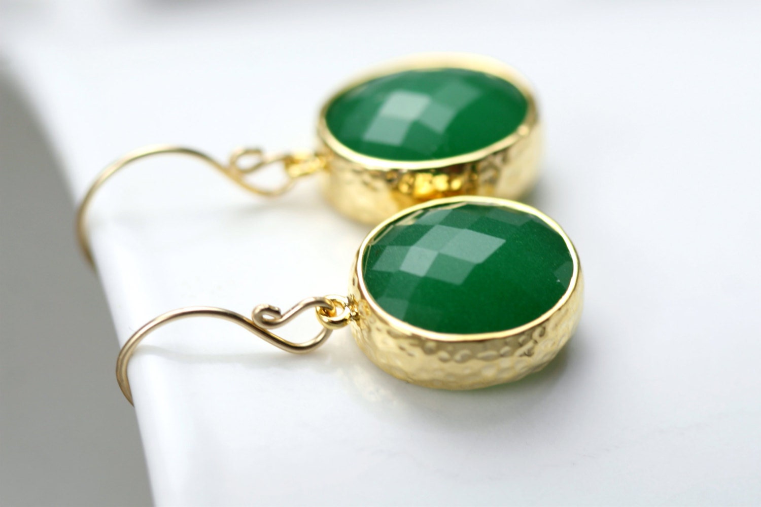 Gold and Emerald Green Gemstone Simple Drop Earrings