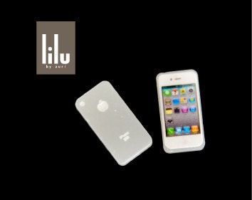 New White i phone4 Miniature for Blythe Barbie Dal Puki Lati or similar BJD Dolls.