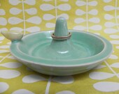 Tweet Ringholder in Celadon