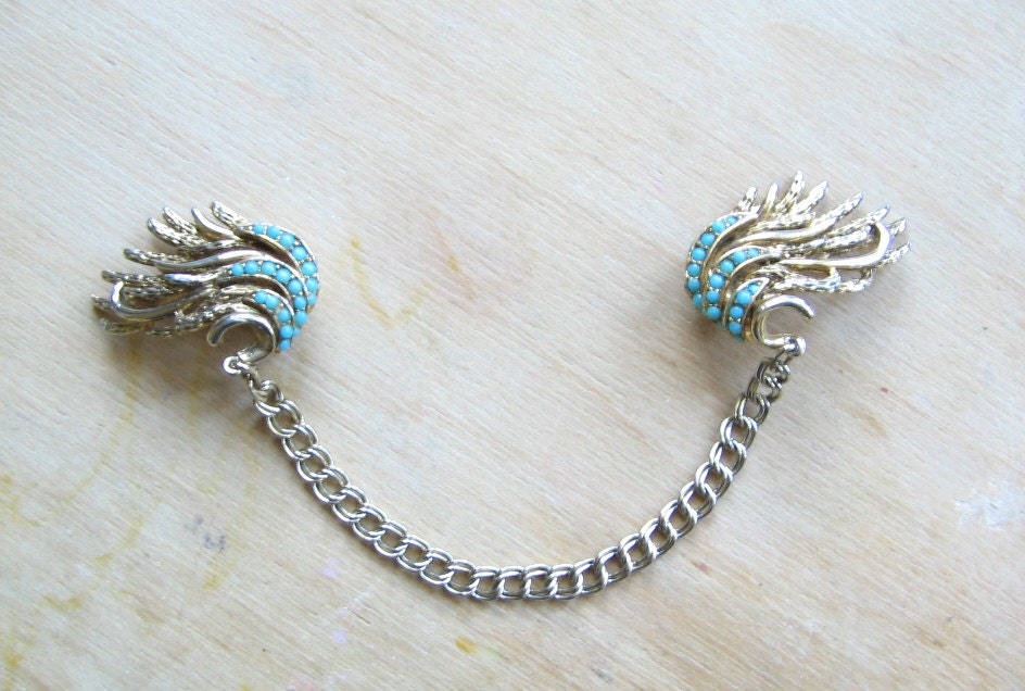 Vintage Clip On Collar Chain with turquoise stones