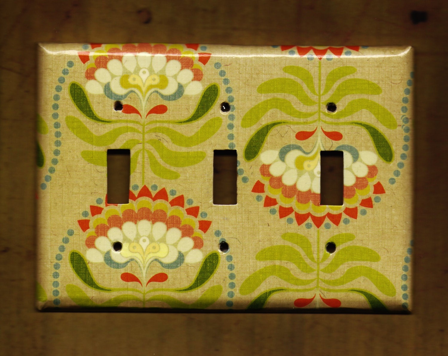 Lotus Triple Switchplate cover
