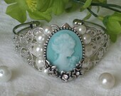 Cameo Bracelet, Lady Cameo, Pearl Bead, Silver Cuff Bracelet, Cameo Jewelry, Cuff Bracelet, Cameo, Victorian