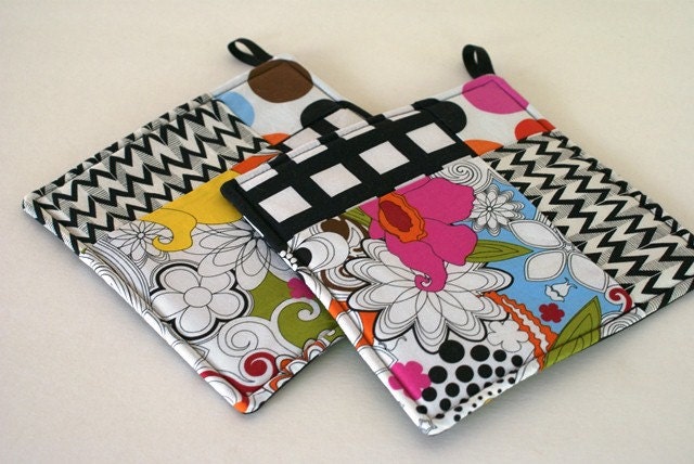 Modern Quilted Potholder Set - Black White & Brights