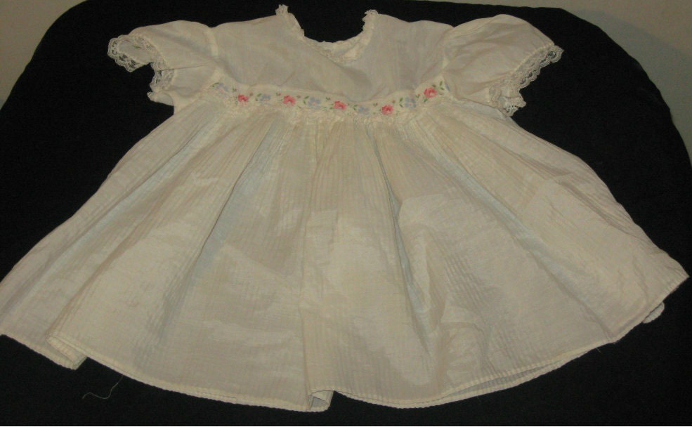 Vtg 20s White Pleats High Floral Waist Angel Sleeve w Lace Little Girl Dress 4T or 5