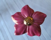 Avon Diva Lover -  Porcelain Wild Flower Pin/Pendant on Suede Cord - Excellent Condition - Vintage - TheJewelryDiva