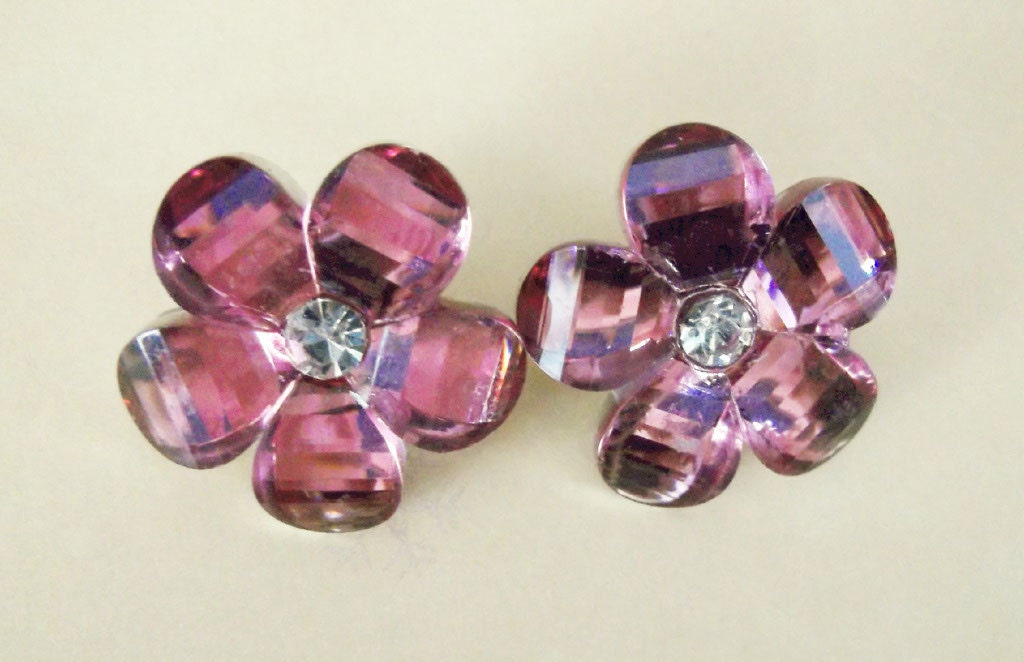 Pink and Turquoise Flower Clip Earrings.